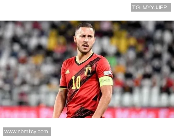 足球巨星正式宣布退役感谢球迷陪伴与支持的感人声明