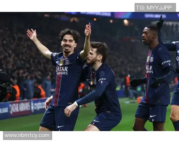 足球明星庆祝时的独特动作揭秘耳朵背后的故事与意义